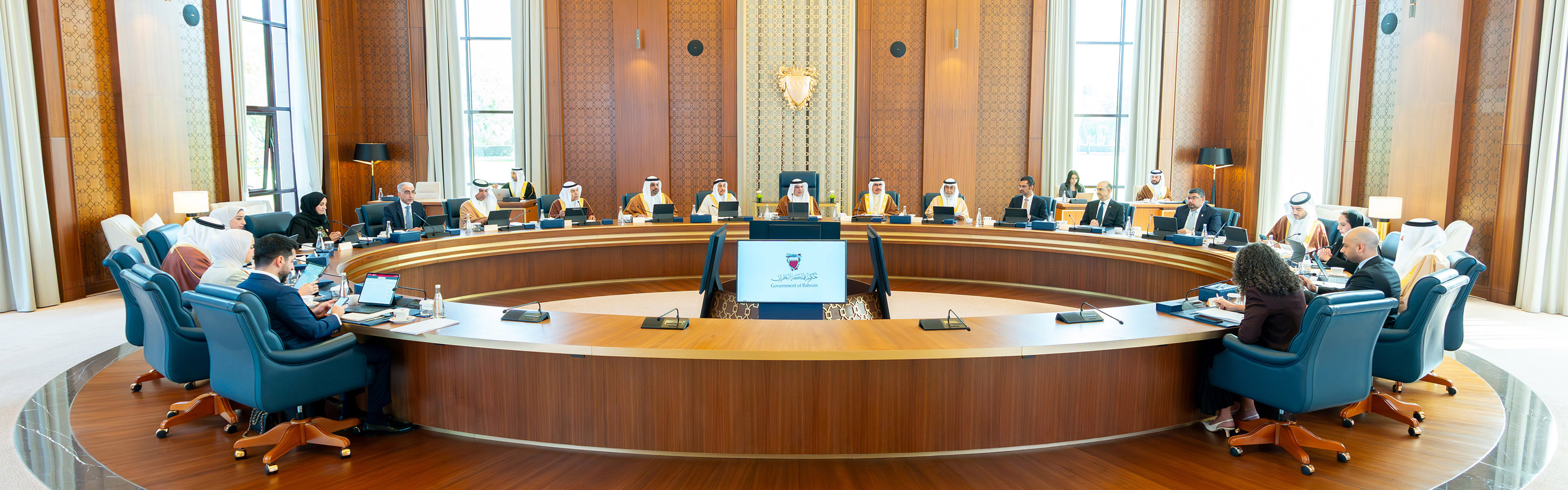 سمو ولي العهد رئيس مجلس الوزراء يترأس الاجتماع الاعتيادي الأسبوعي لمجلس الوزراء